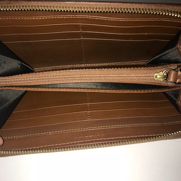 BURBERRY SMOKED CHECK WALLET - Picture 2 of 5